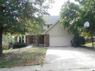 6423 SW 23rd St, Topeka, KS 66614