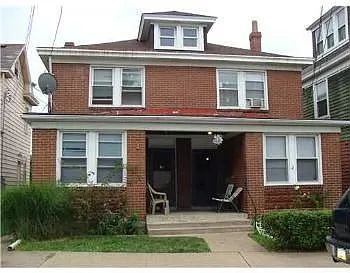241 Spencer St photo 1