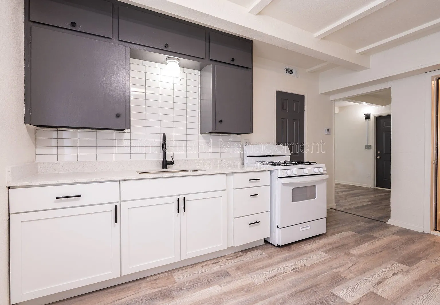 2 bed, 1.0 bath, $850 — Photo 1