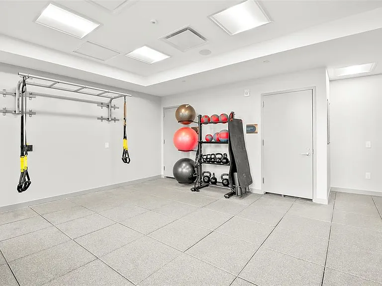 400 Central Ave #1709 — Photo 56