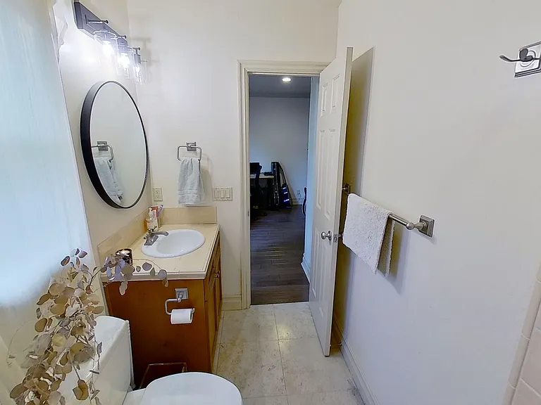 1318 San Andres St #C — Photo 6