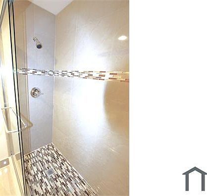 5th image of 2720 S Oakland Forest Dr APT 1208