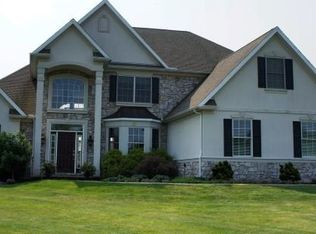 129 Buttercup Ln, Wellsville, PA 17365