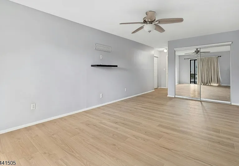 19 Linda Ln — Photo 14