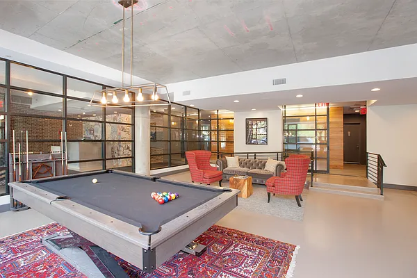 Rented by REAL New York | media 3