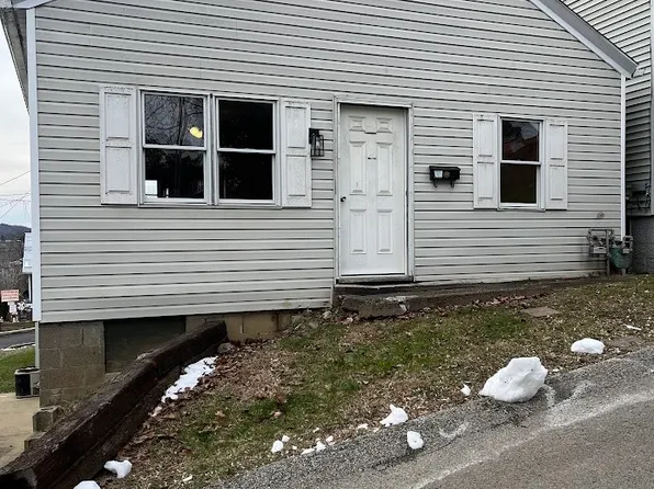 131-140 Bowlby Huffman St, Waynesburg, PA 15370