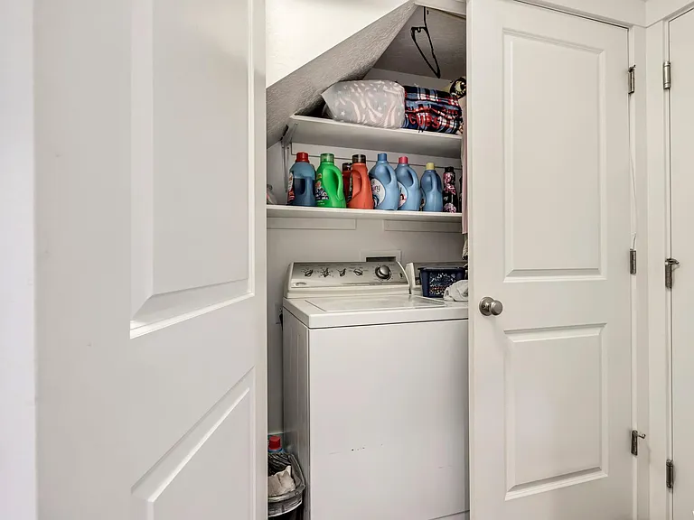 1752 W Pirgos Ln — Photo 21
