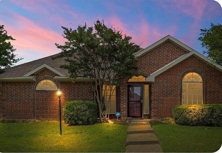 1st image of 2713 Wild Grove Ln