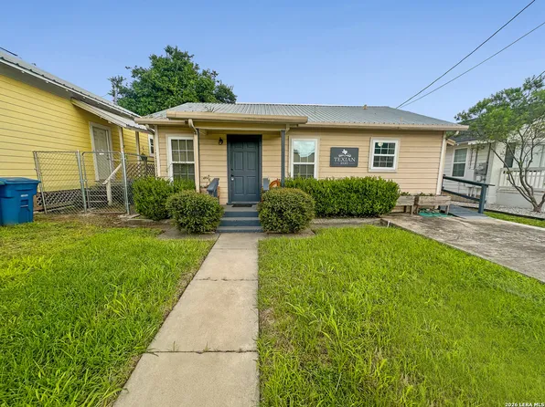 108 E HEFFERMAN ST, Beeville, TX 78102