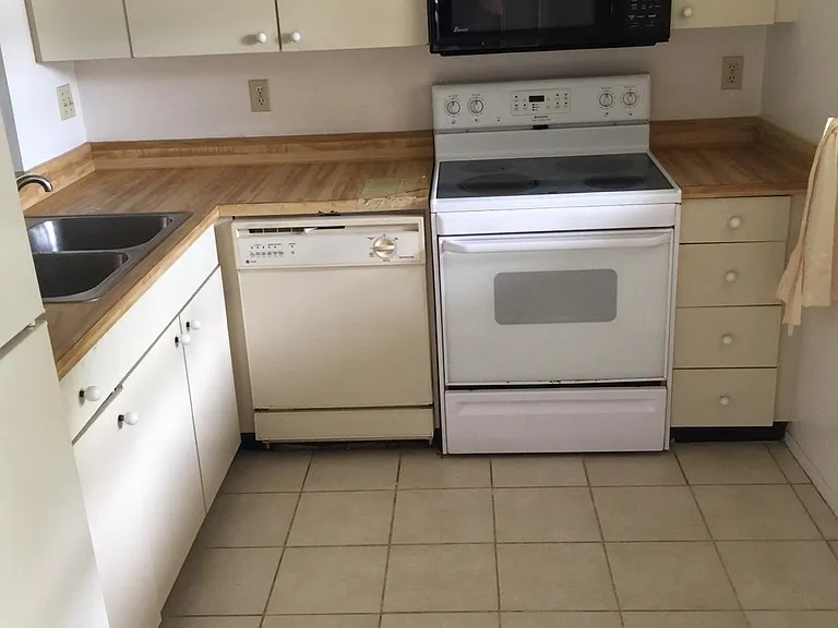 3034 Eastland Blvd #D201 — Photo 4