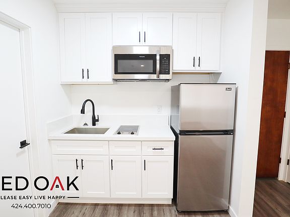 3rd image of 259 N Euclid Ave #17