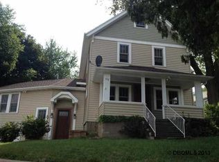 175 College St, Dubuque, IA 52001