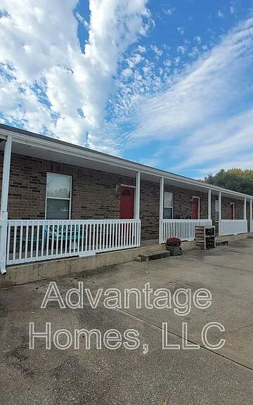 801 Johnson Cir #A — Photo 1