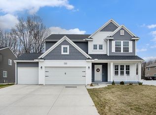 7434 Bramling Dr SE, Caledonia, MI 49316