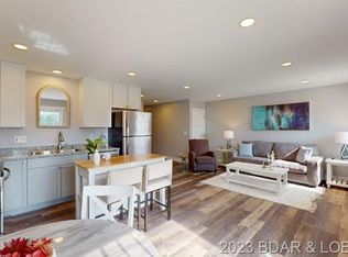 90 Crystal Springs Rd, Linn Creek, MO 65052