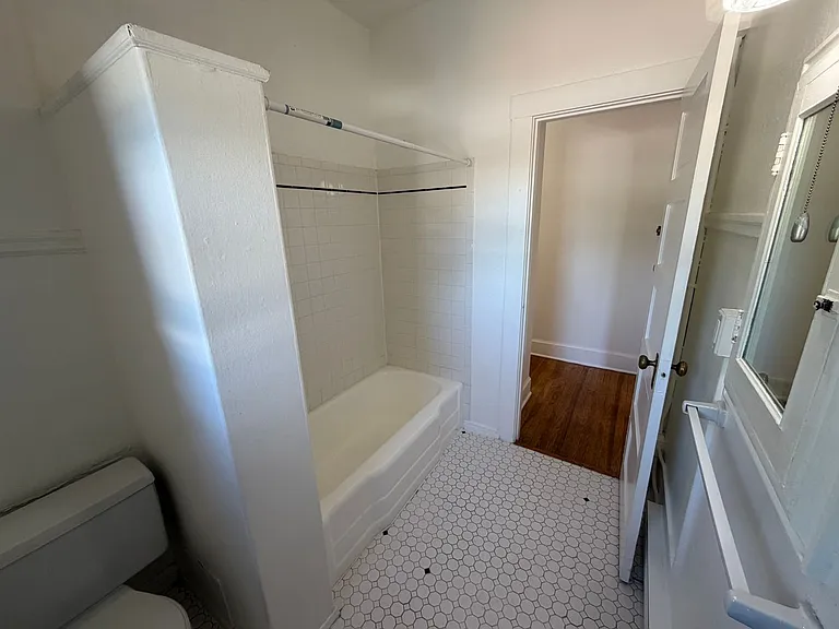 415 NW 21st Ave — Photo 30