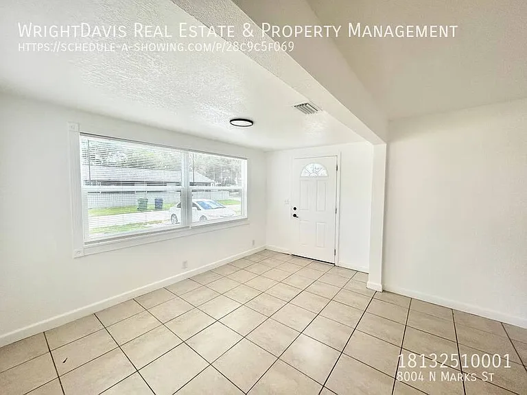 8004 N Marks St — Photo 7