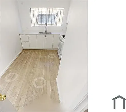 2 bed, 950 sqft, $2,000 — Photo 3