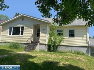 202 New Jersey Ave W, Gilbert, MN 55741