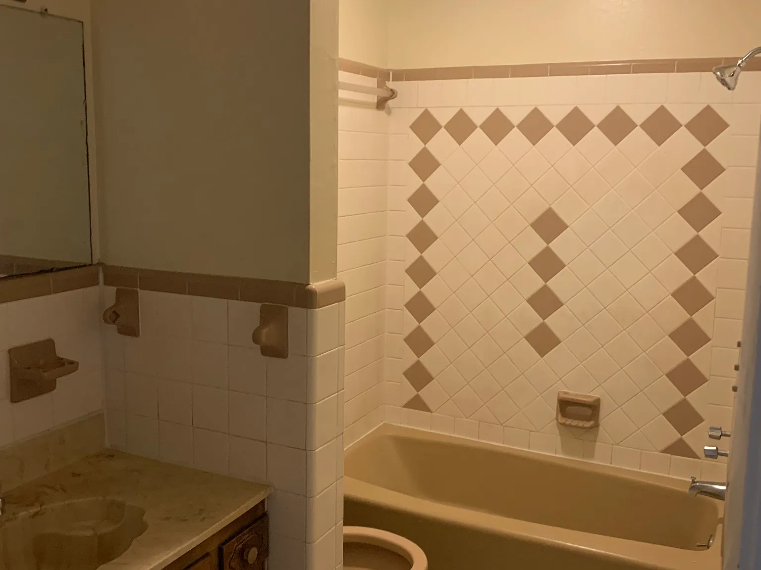 1 bed, 640 sqft, $730 — Photo 1