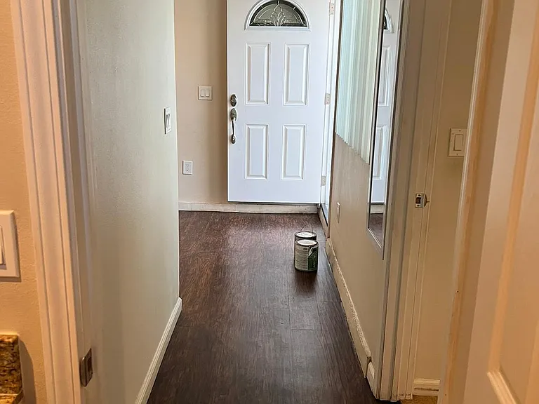 15210 Van Ness Ave #B — Photo 4