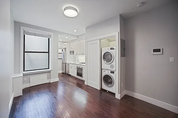 Rented by Tourma Realty LLC | media 18