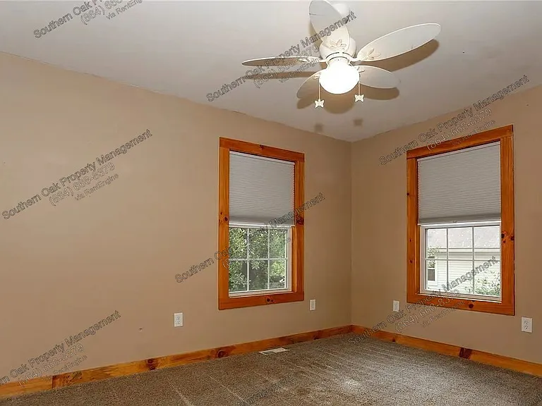 112 Aiken St — Photo 29