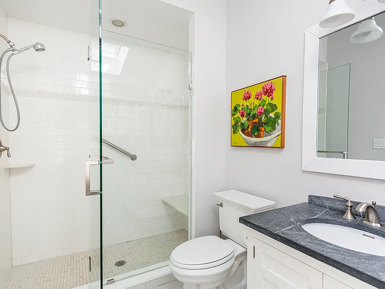 99 Oak Ln — Photo 24