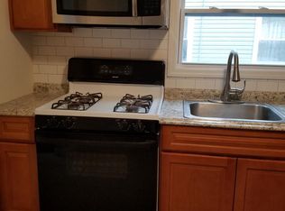 355 Cochran Pl APT 1, Valley Stream, NY 11581