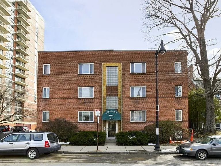 2012 Commonwealth Ave #1E — Photo 15