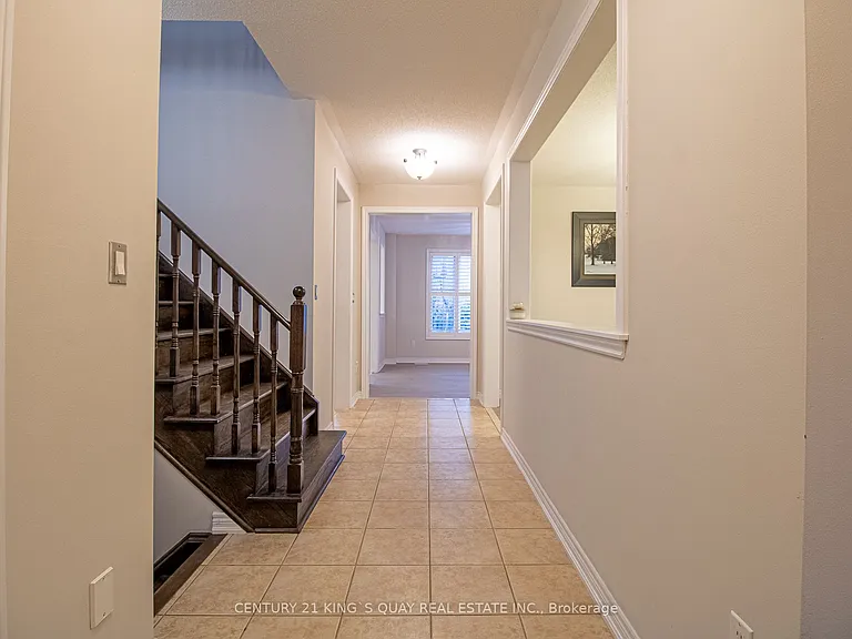 6 Messina Ave — Photo 11