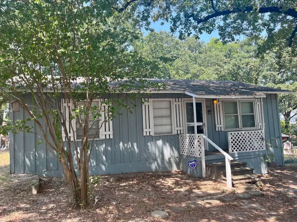 405 Kenny Dr, West Tawakoni, TX 75474