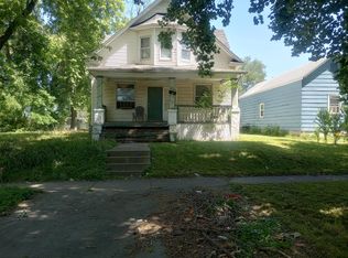 1526 E William St, Decatur, IL 62521