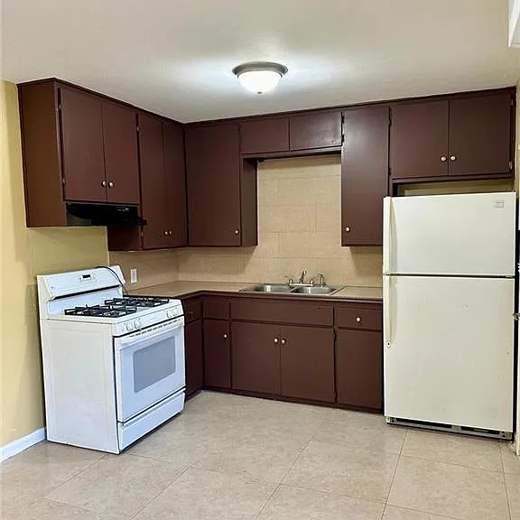 823 S 17th Ave — Photo 19