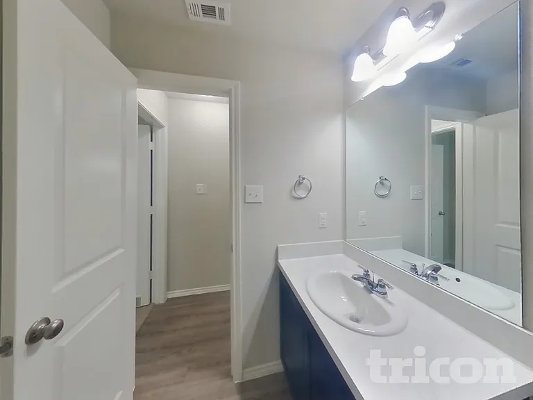7422 Summer Blossom Ct — Photo 14