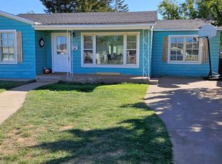 112 11th St, Levelland, TX 79336