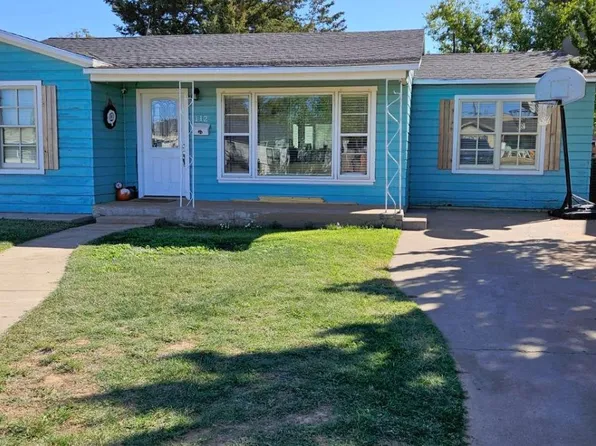 112 11th St, Levelland, TX 79336
