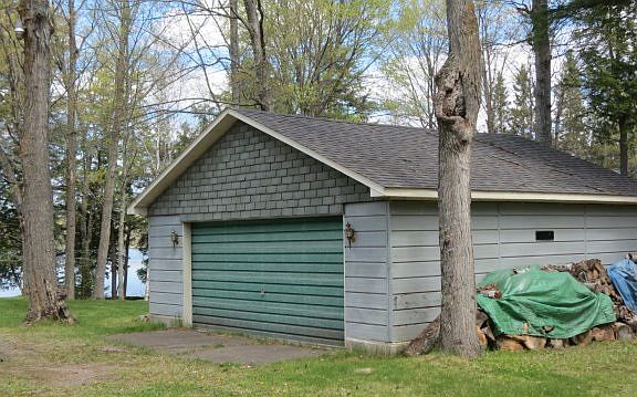 2nd image of 1462 County Road 424