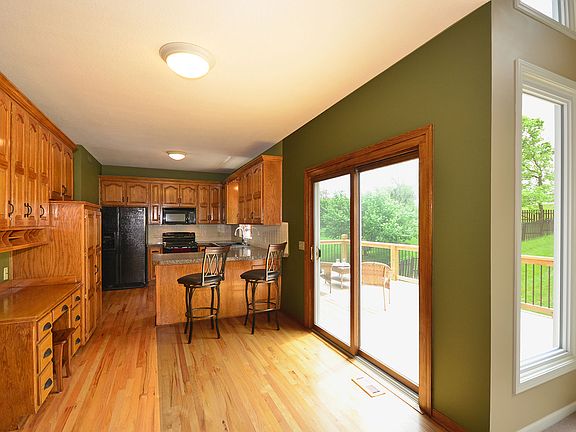 4th image of 3 Timber Creek Dr