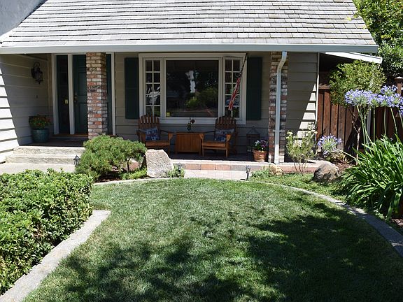 3rd image of 196 Manley Ct