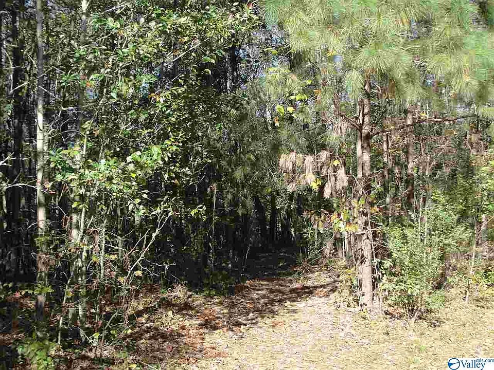 2nd image of Western Hills Dr