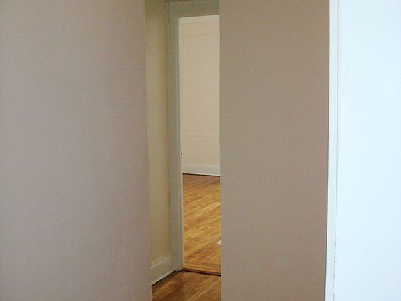 4th image of 3412 29th St #B5