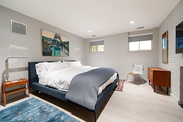 Sold by Brown Harris Stevens | media 5