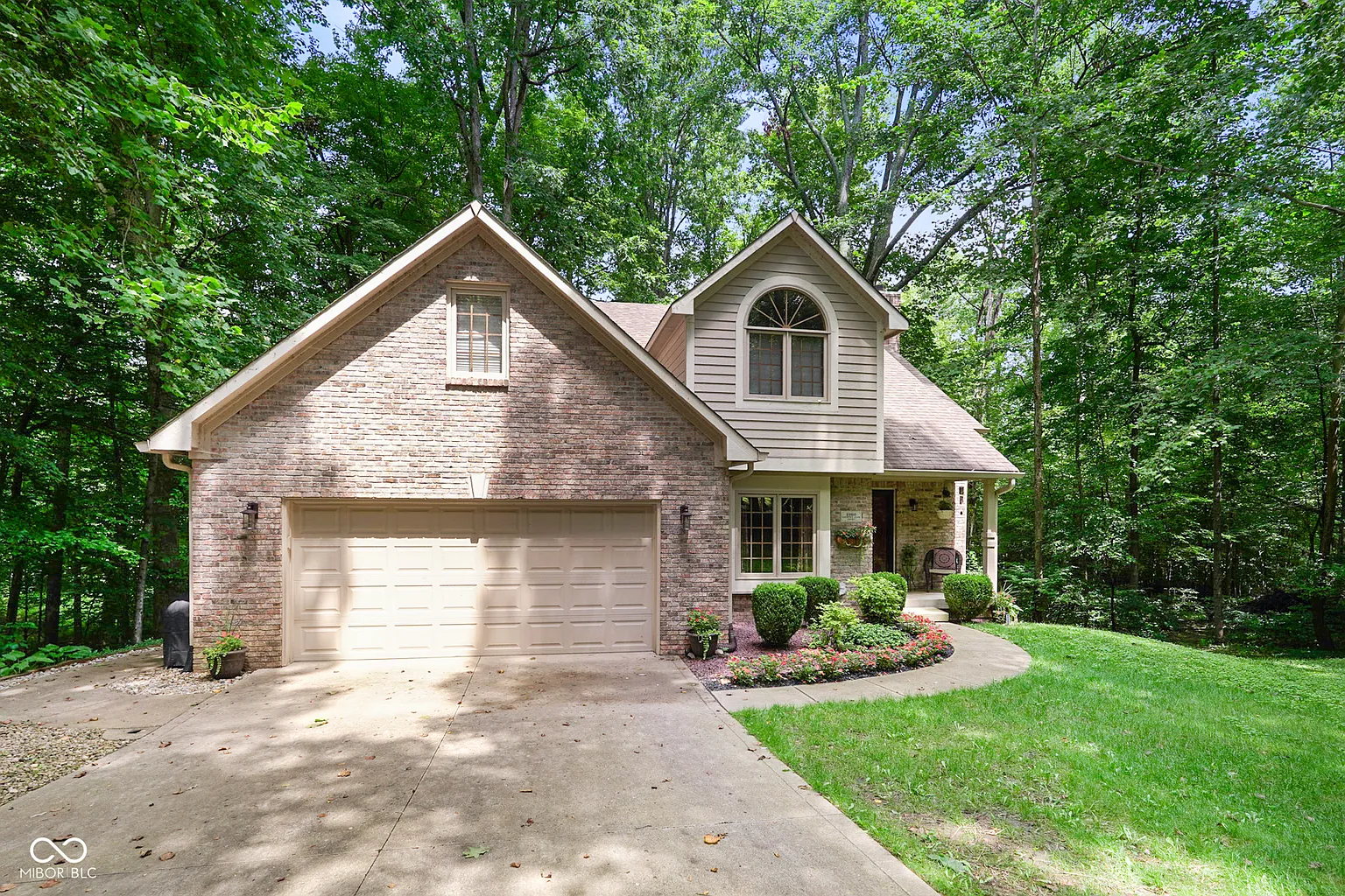 2980 Country Club Ct photo 1
