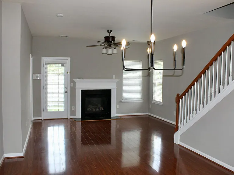 108 Azteca Dr — Photo 3