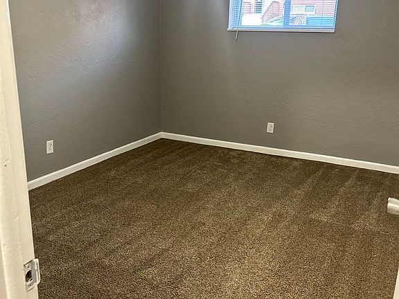 5th image of 1010 Forest Ct APT 3