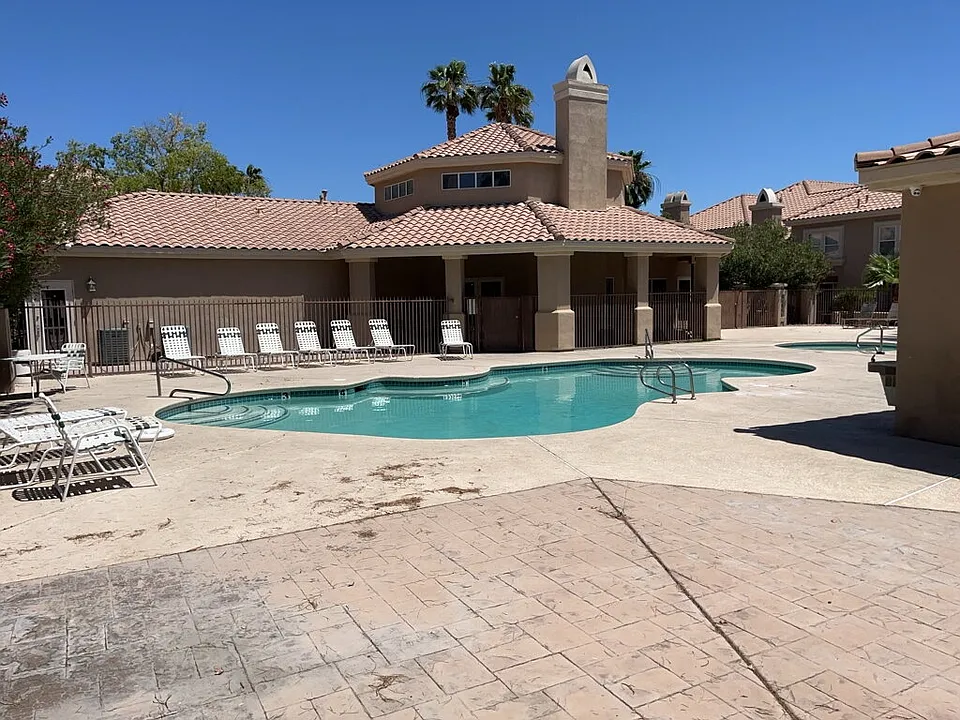 5125 W Reno Ave #1076
