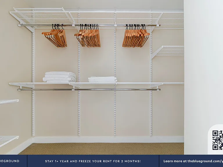 Walk-in Closet