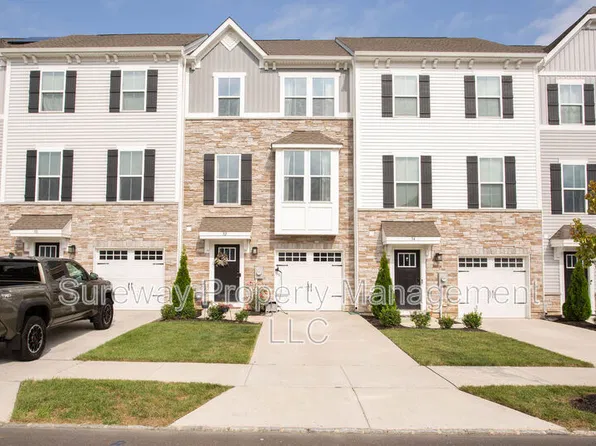 52 Hamilton Ct, Pennsauken, NJ 08110