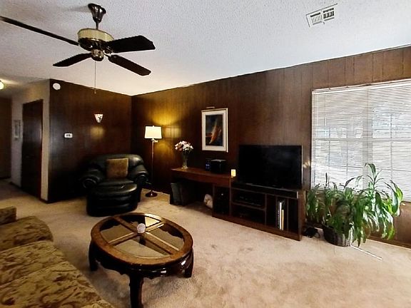 4th image of 2817 W 27th Ave